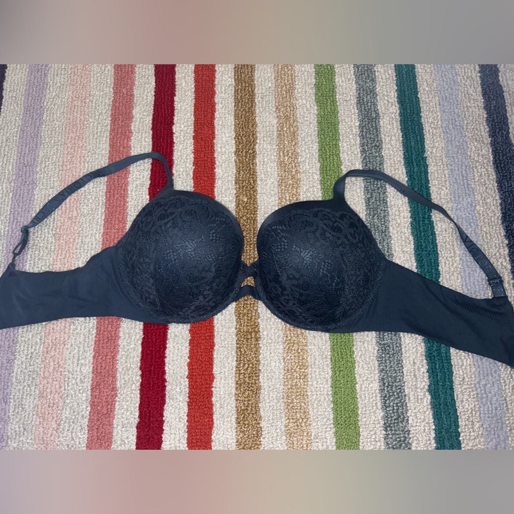 Victoria’s Secret bra